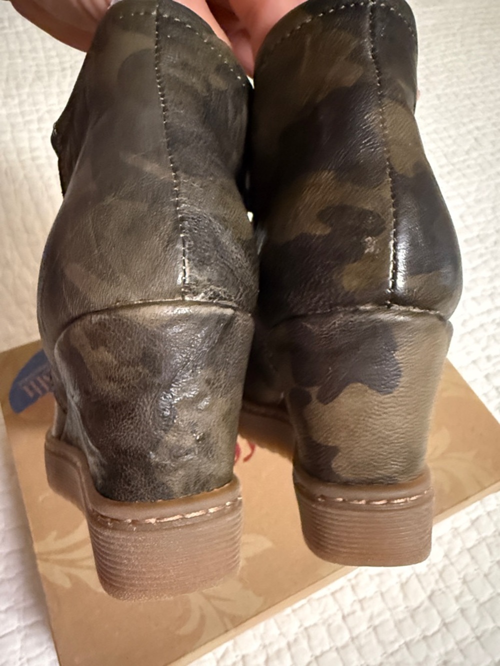 NWT Sofft  Siri Aqua Soft Olive Camo Ankle Boot - Picture 4 of 9
